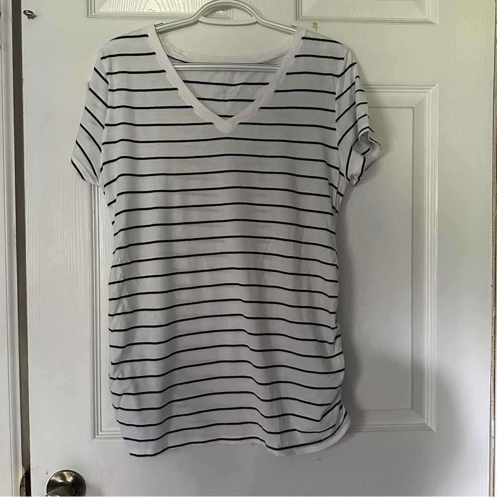 Isabel Maternity Striped V Neck Tee Size Medium‎